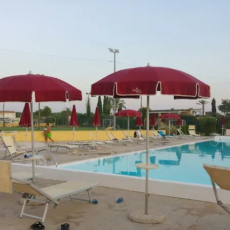 Oasi Di Mare * مارينا دي بيستيتشي